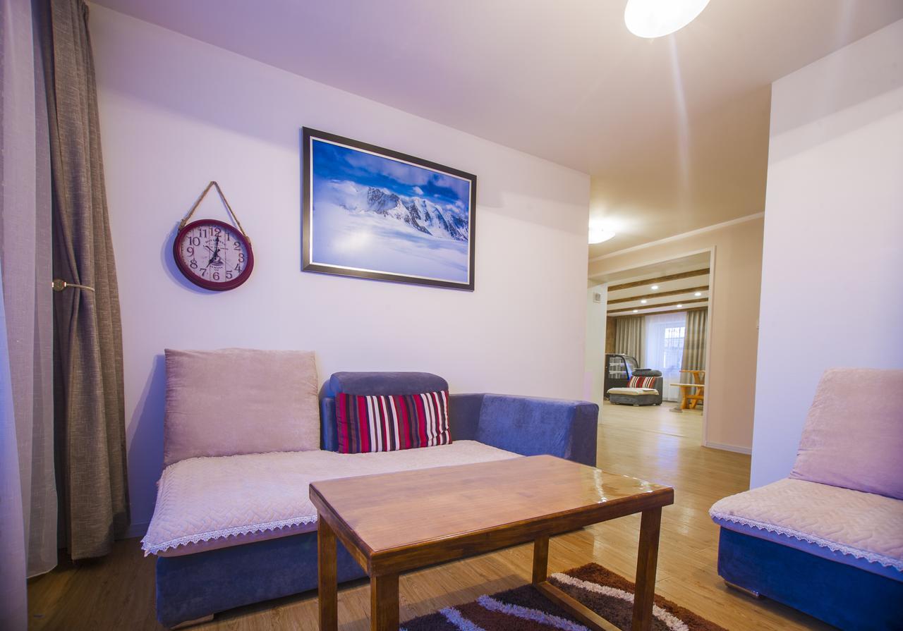 Summit Guest House อูลานบาตอร์ ภายนอก รูปภาพ